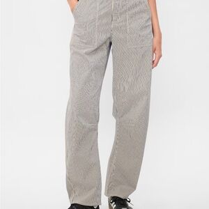 GAP blue and white barrel pants with Relaxed Fit
